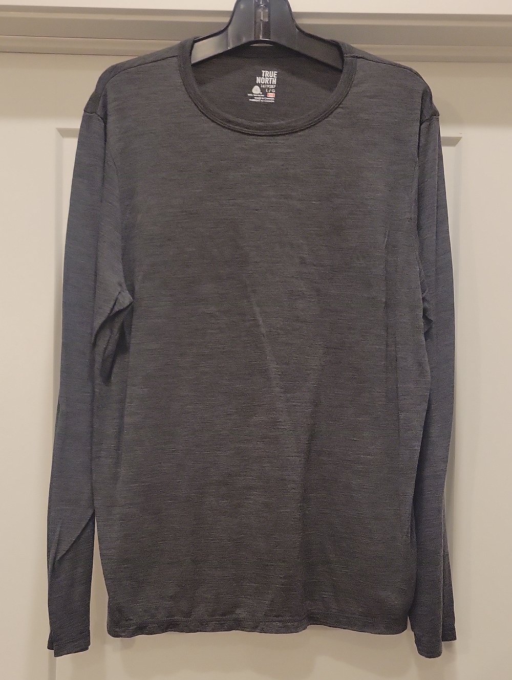 Merino Wool Men's Long-Sleeve Crew Neck Shirt, Size L, Made In Canada